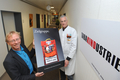 Dr. Tobias Gampert, stellvertretender ärztlicher Direktor der Herz-Reha-Klinik Roderbirken (r.)